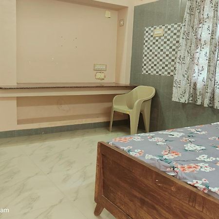 Selvams Home Stay Tiruchchendūr エクステリア 写真