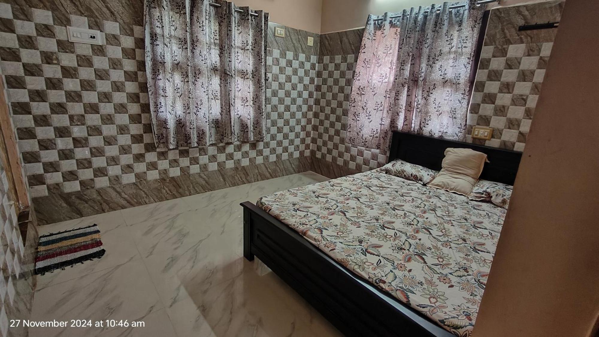 Selvams Home Stay Tiruchchendūr エクステリア 写真